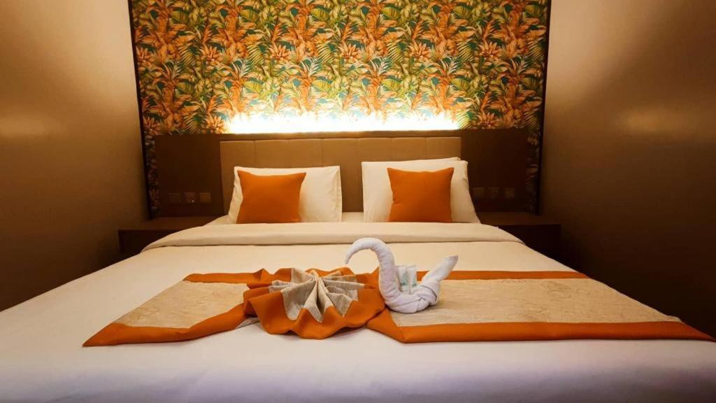 Hotel John Bohol Exterior photo